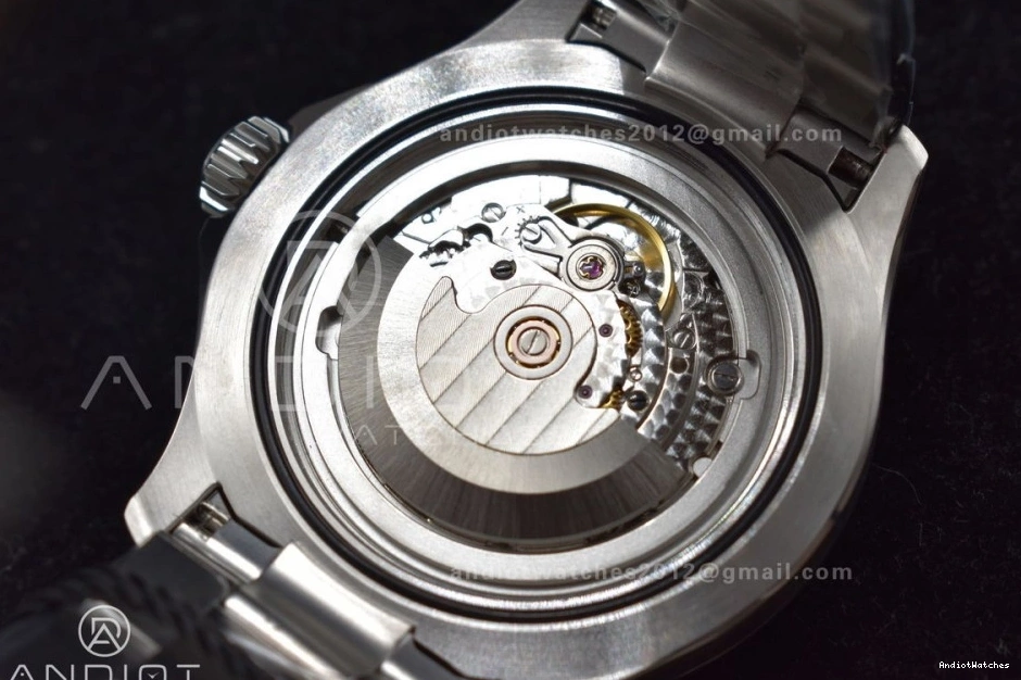 Best Tiffany Blue Bracelet 1:1 Edition 480 on A SS Versatile SuperOcean Automatic TF 44 Dial 0224